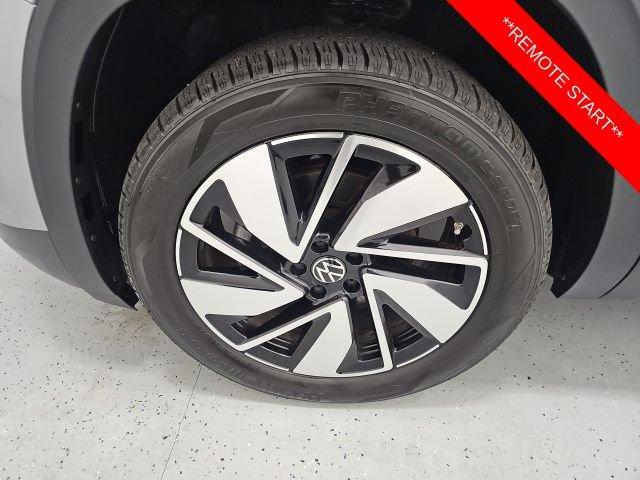 Used 2025 Volkswagen Atlas SE AWD/4WD image 9