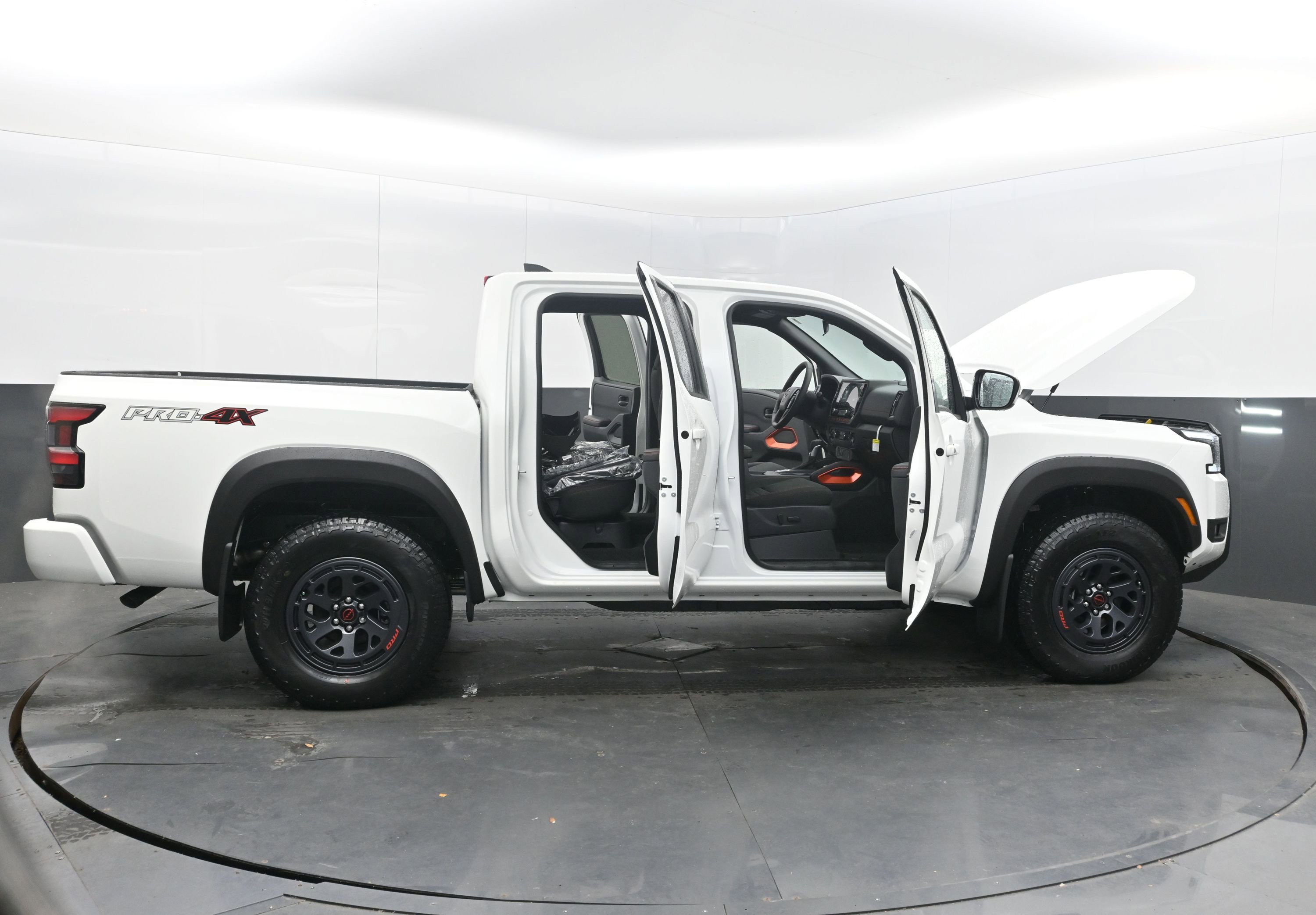 New 2026 Nissan Frontier PRO-4X AWD/4WD image 46