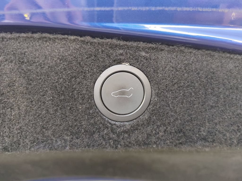 Used 2025 Tesla Model 3 Long Range RWD image 15