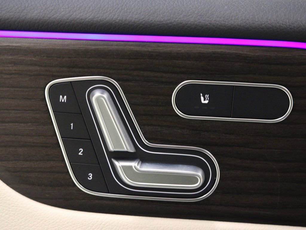 New 2026 Mercedes-Benz GLB 250 4MATIC image 16