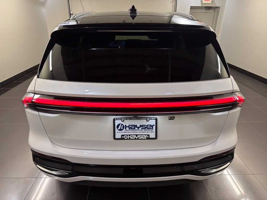 New 2026 Lincoln Nautilus Reserve AWD/4WD image 5