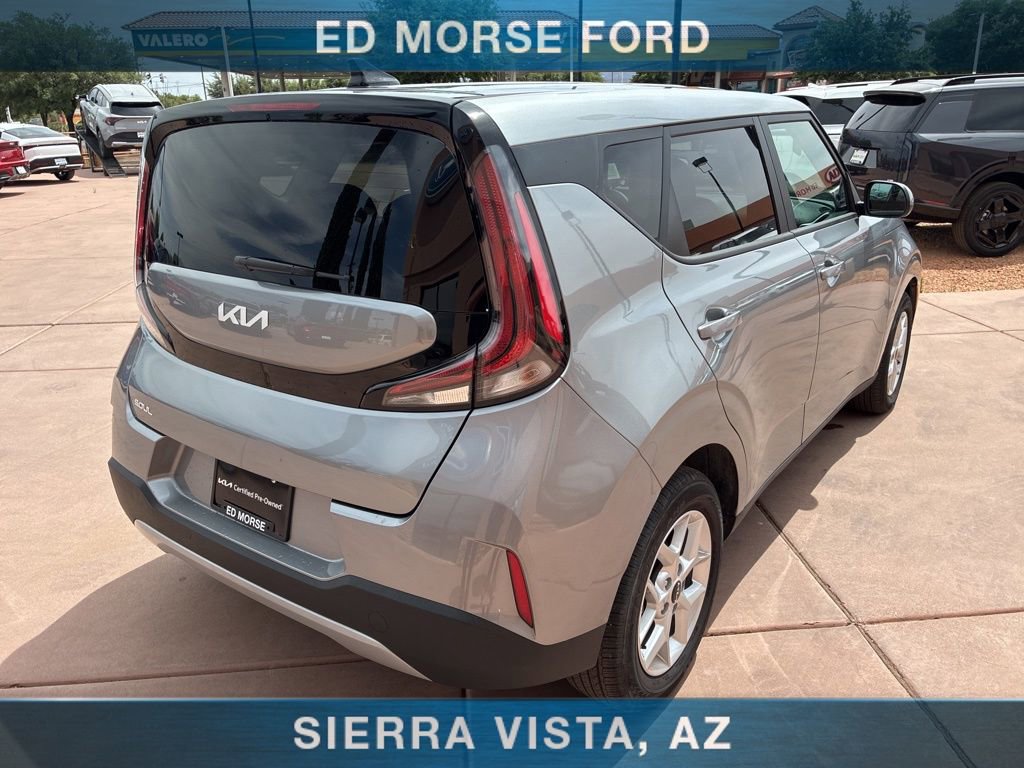 Used 2025 Kia Soul LX FWD image 8