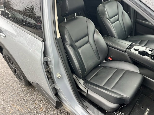 Certified 2023 Nissan Rogue SV w/ SV Premium B Package image 15