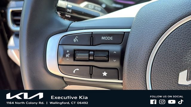Certified 2025 Kia Sportage EX AWD/4WD image 13