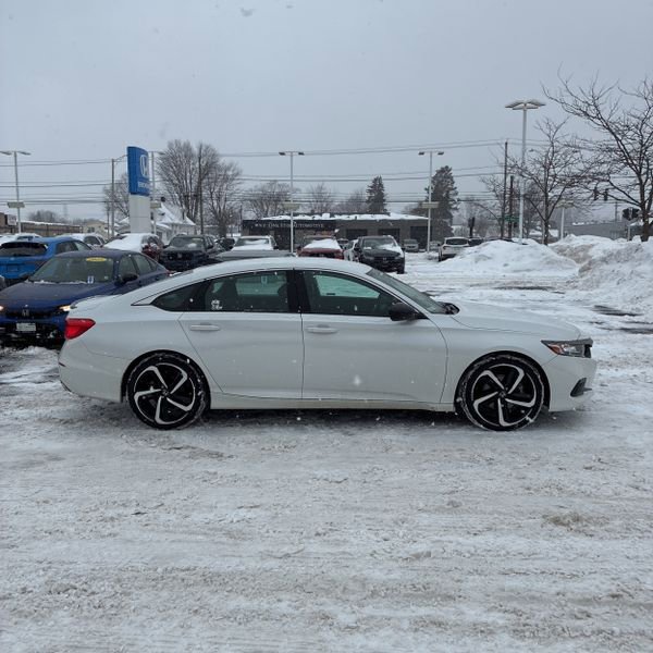 Used 2022 Honda Accord Sport image 12