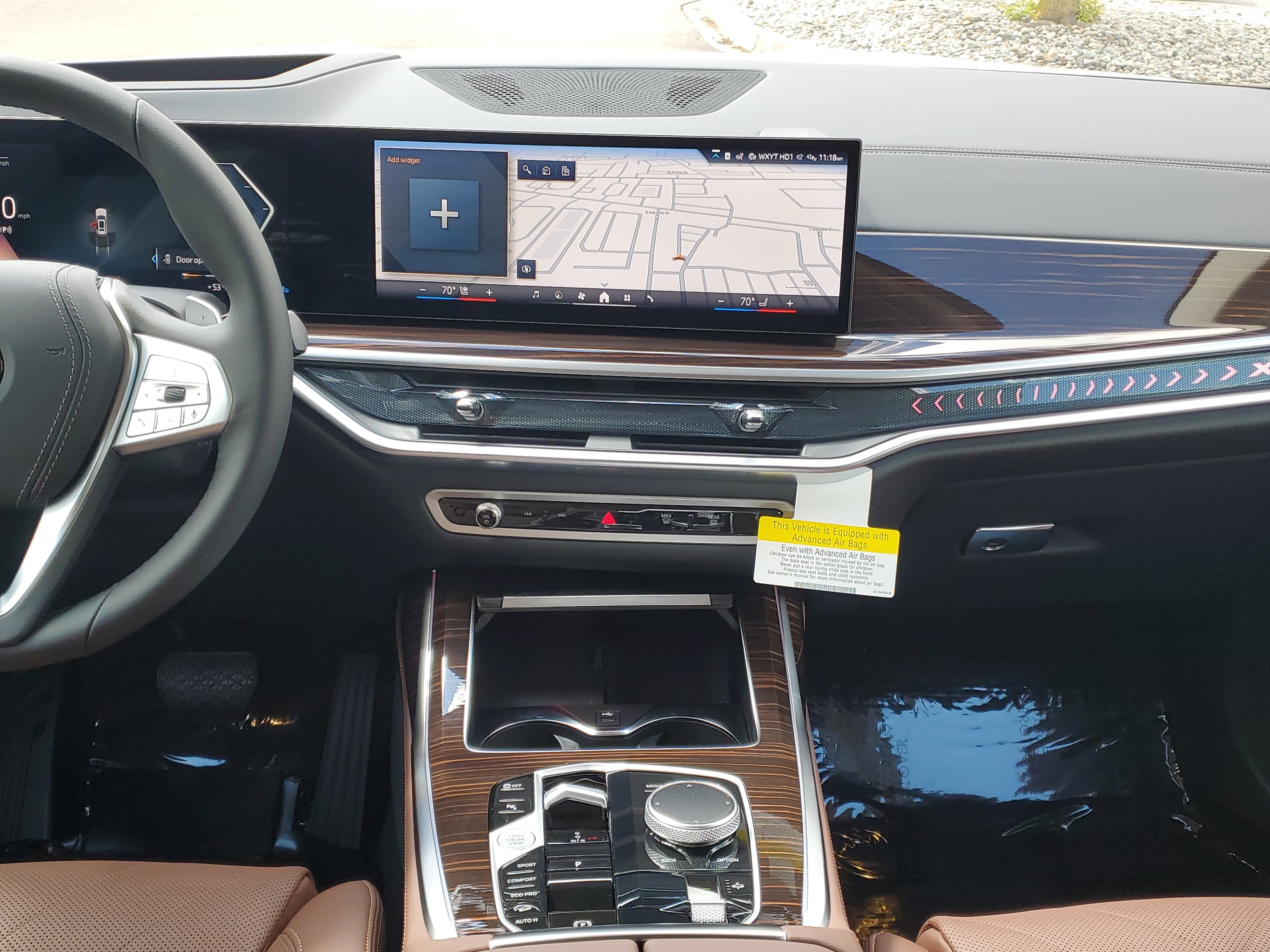 New 2026 BMW X7 xDrive40i w/ Premium Package AWD/4WD image 21