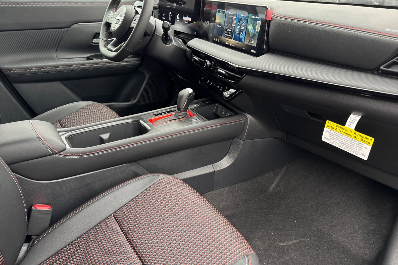 New 2026 Nissan Kicks SR w/ SR Premium Package image 13