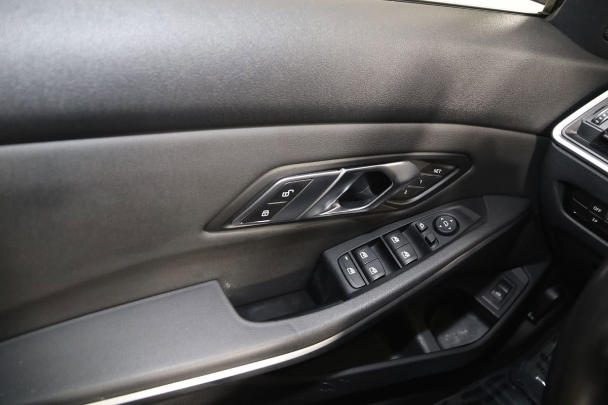 Used 2019 BMW 330i Sedan RWD image 33