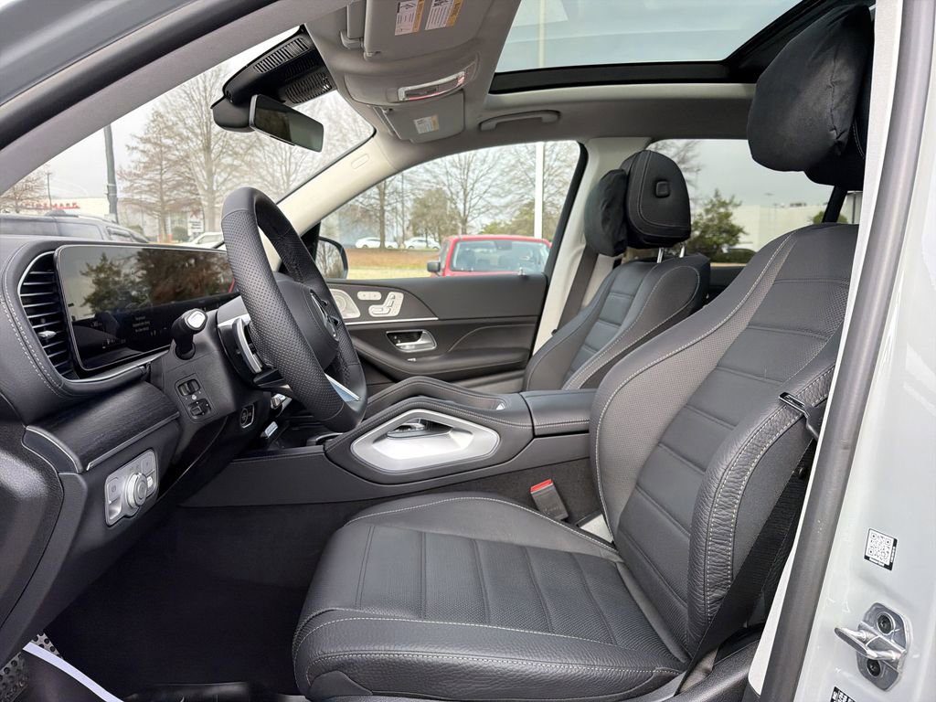 New 2026 Mercedes-Benz GLS 450 4MATIC image 11