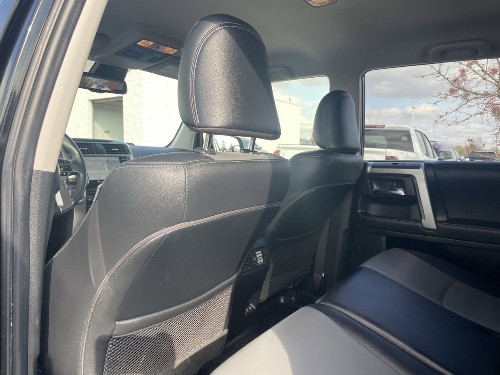 Used 2021 Toyota 4Runner SR5 Premium image 24