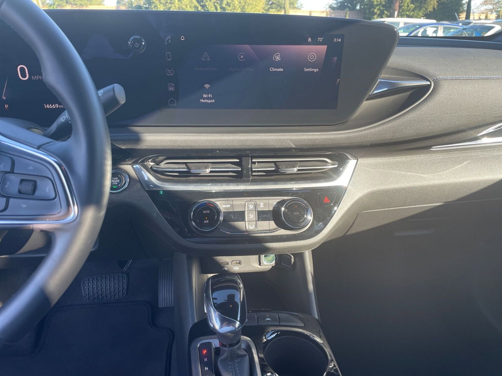 Used 2025 Buick Envista Sport Touring image 17