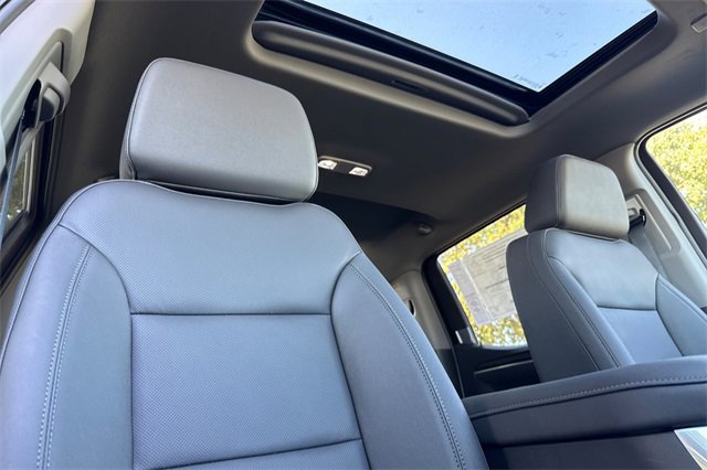 New 2026 GMC Sierra 1500 SLT w/ SLT Convenience Package image 18