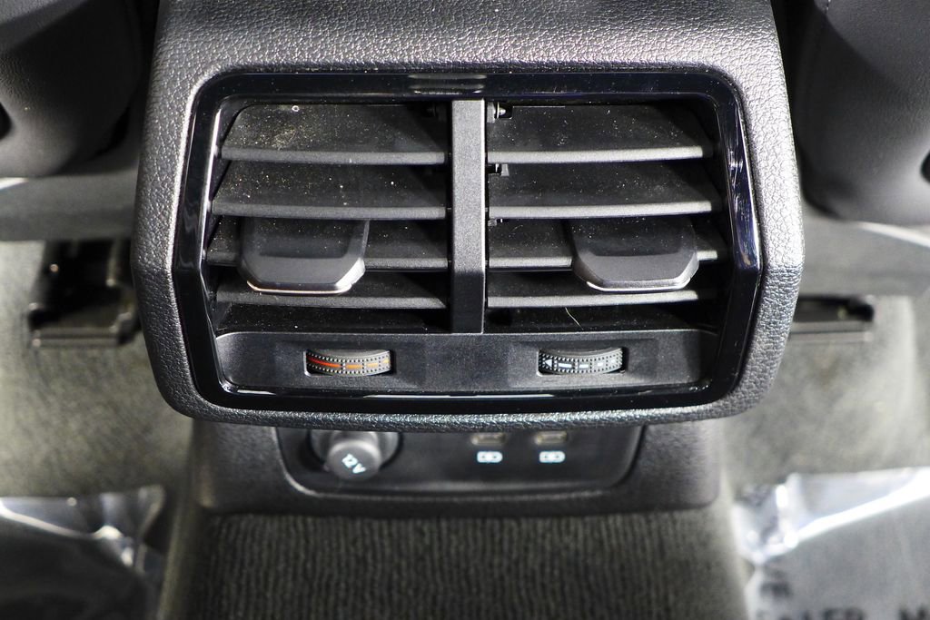 Used 2025 Audi Q3 2.0T Premium Plus w/ Premium Plus Package image 24