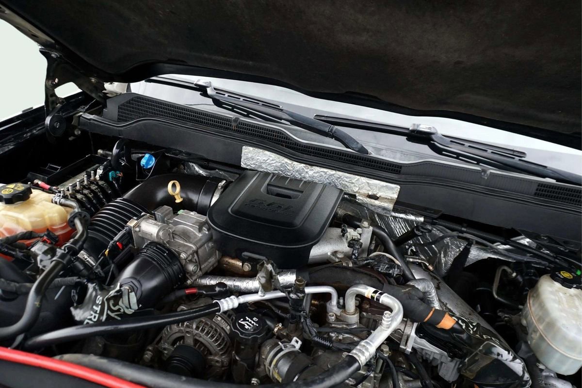 Used 2016 Chevrolet Silverado 2500 LTZ w/ Duramax Plus Package image 13