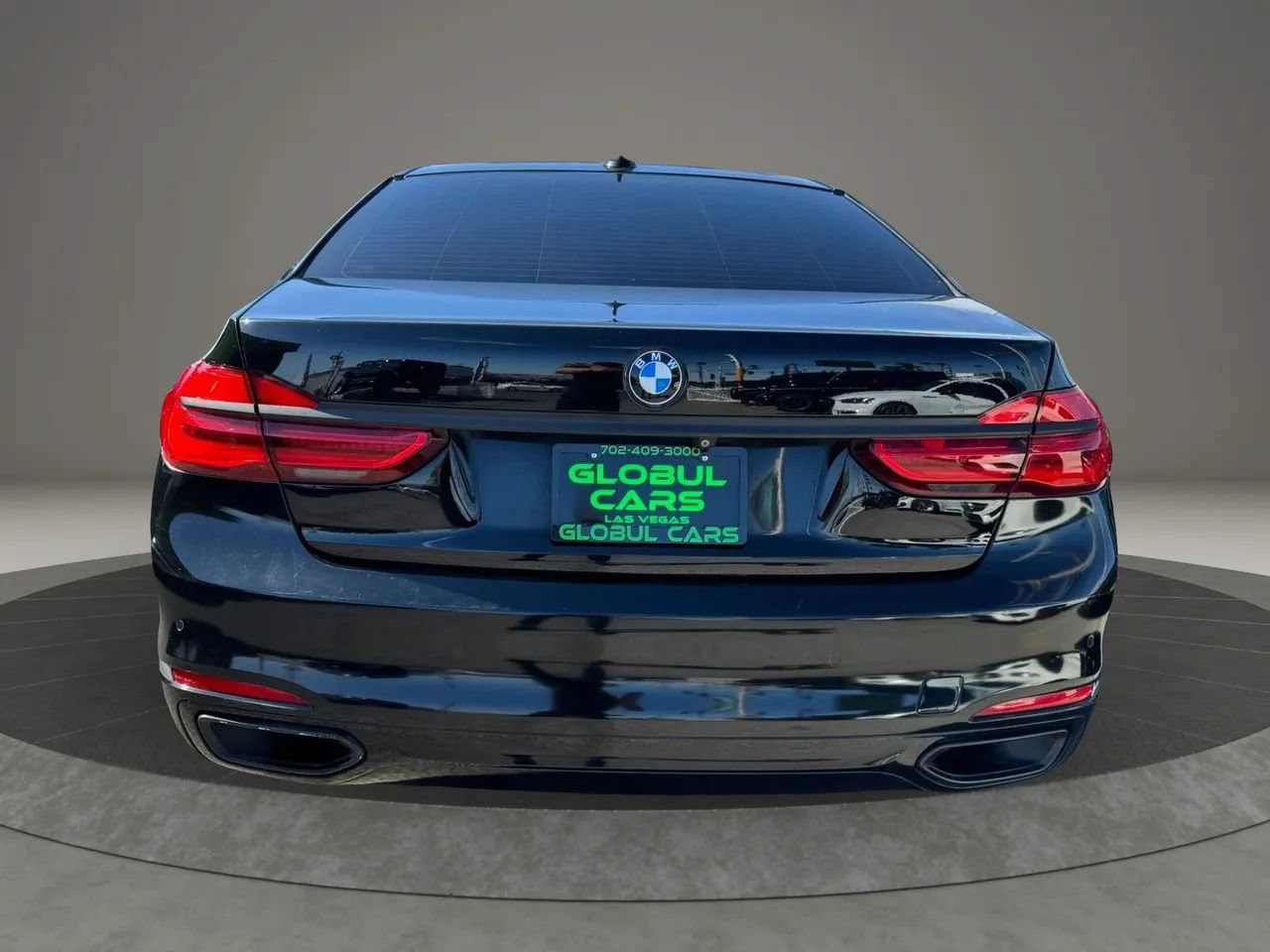 Used 2017 BMW 740i RWD image 6