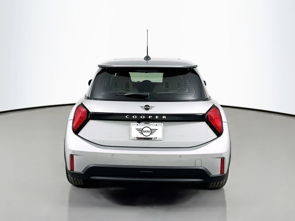 Certified 2025 MINI Cooper 2-Door Hardtop FWD image 6