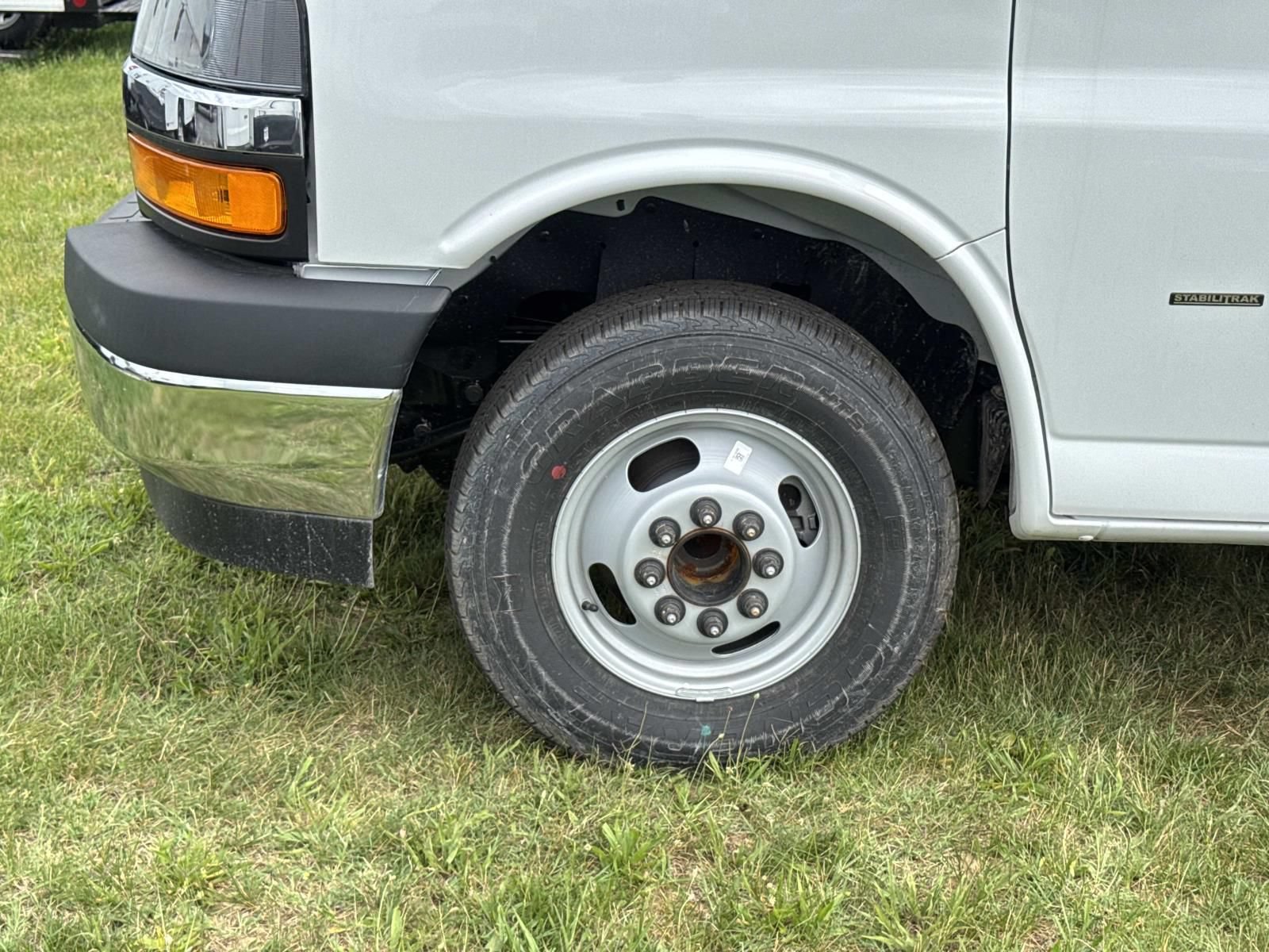 New 2026 Chevrolet Express 3500 w/ Power Convenience Package RWD image 10