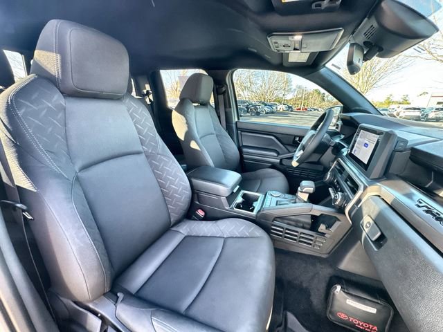 Used 2024 Toyota Tacoma SR5 w/ SR5 Upgrade Package image 32