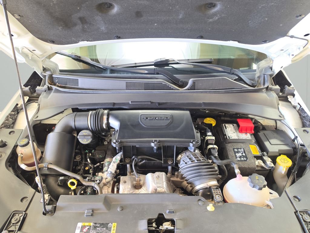 Used 2024 Jeep Compass Latitude image 9