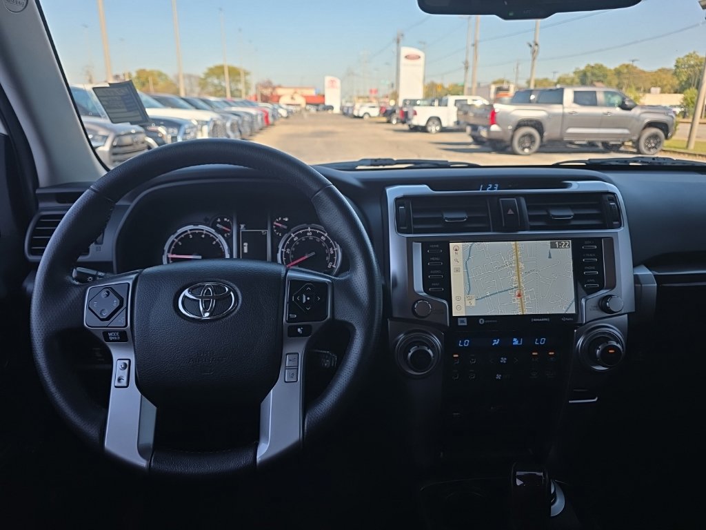 Certified 2022 Toyota 4Runner Limited AWD/4WD image 15