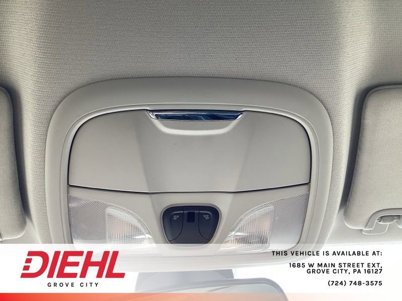 Used 2020 Jeep Cherokee Latitude Plus w/ Cold Weather Group image 19