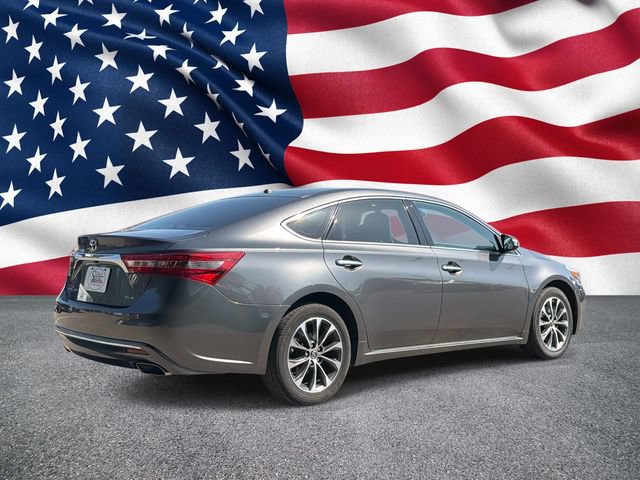 Used 2018 Toyota Avalon XLE Premium FWD image 6