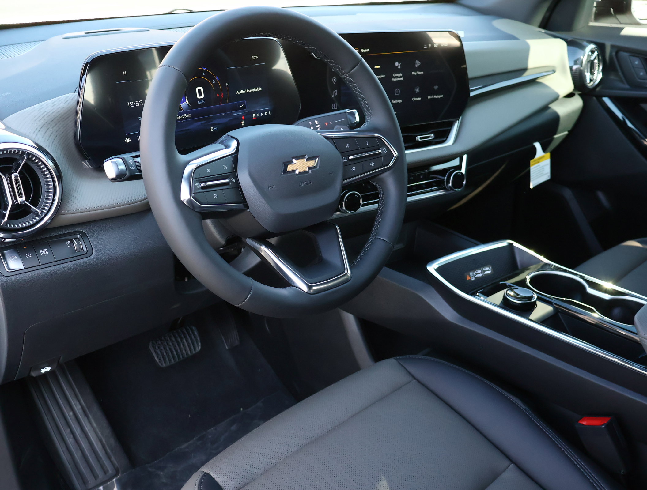 New 2026 Chevrolet Equinox LT w/ Convenience Package II image 3