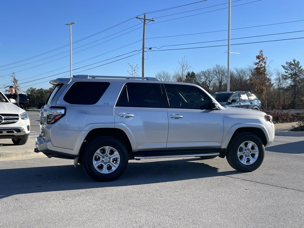 Used 2018 Toyota 4Runner SR5 image 8