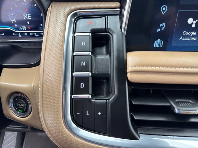 Used 2024 Chevrolet Tahoe Premier w/ Premium Package AWD/4WD image 21