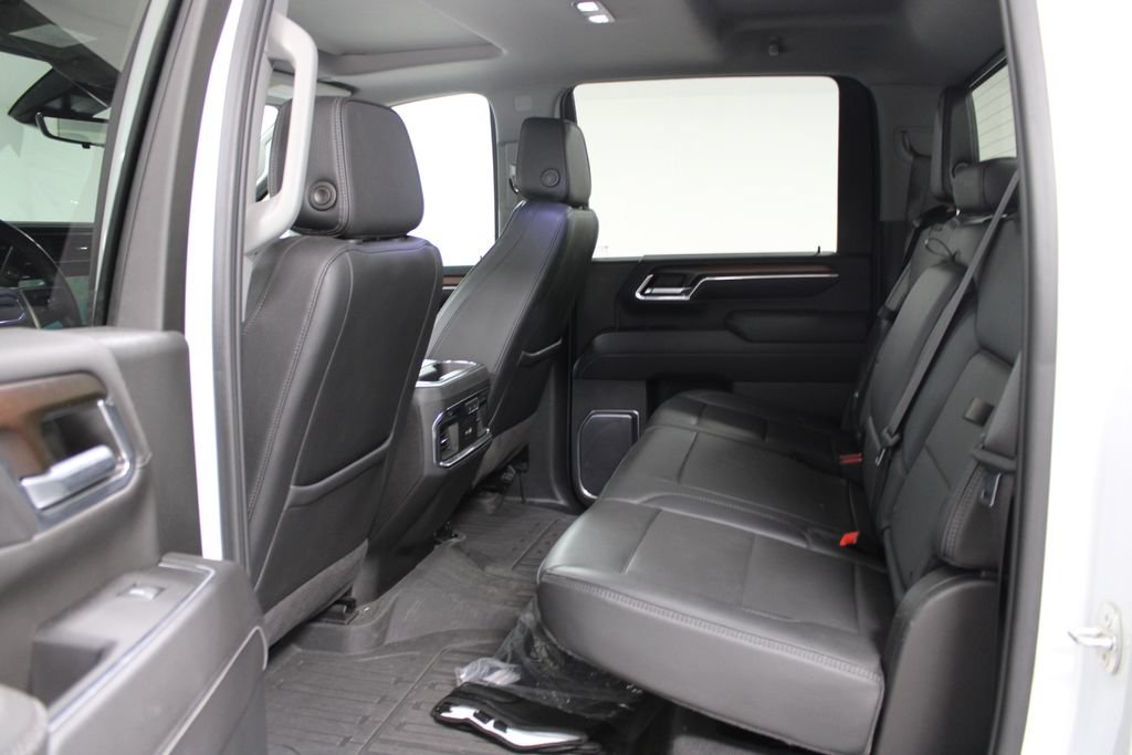 Used 2024 GMC Sierra 2500 Denali w/ Denali Reserve Package AWD/4WD image 21