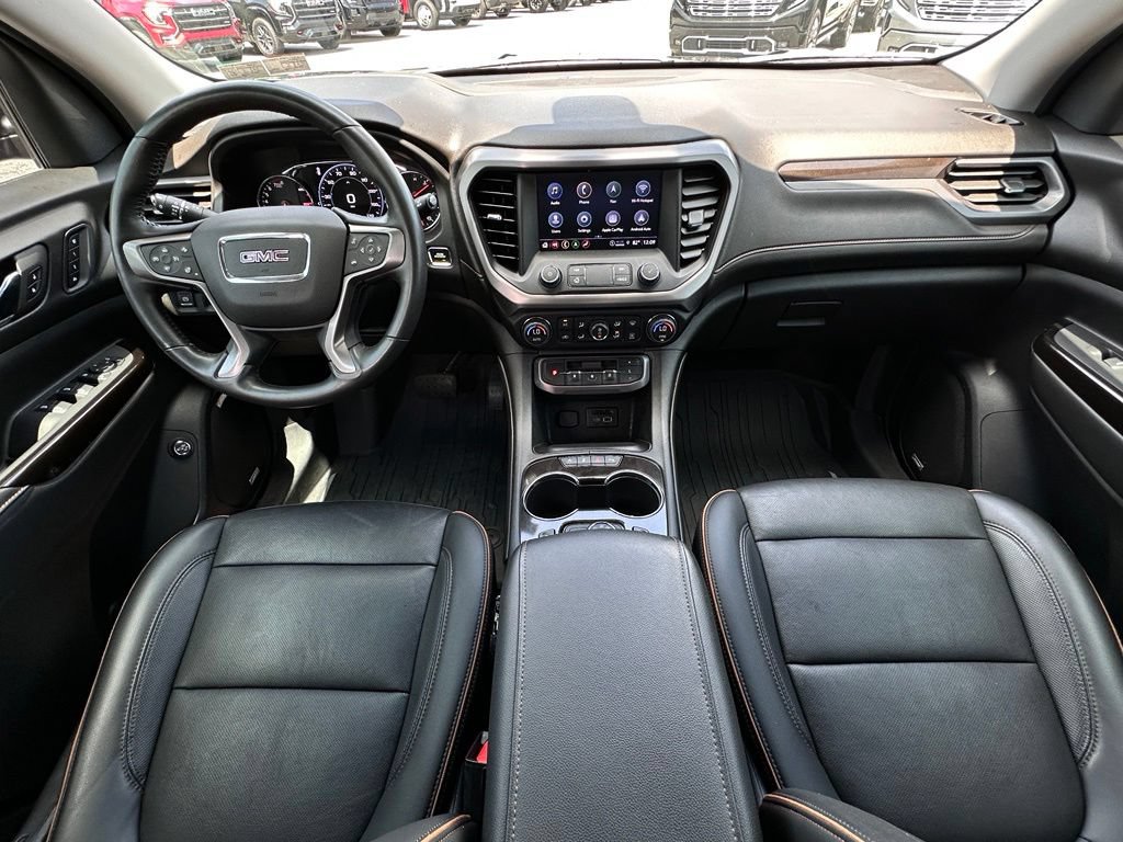 Used 2022 GMC Acadia AT4 w/ Technology Package AWD/4WD image 30