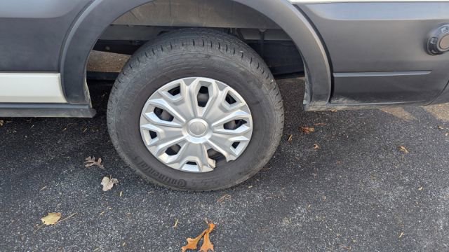 Used 2020 Ford Transit 350 XLT image 10