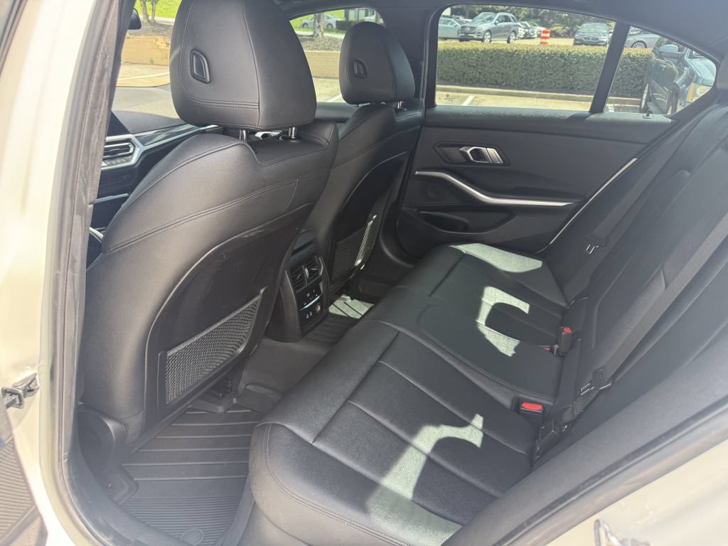 Used 2020 BMW 330i Sedan w/ Convenience Package RWD image 18