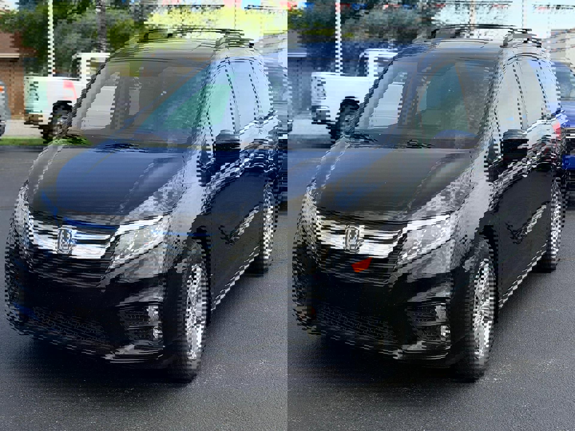 Used 2019 Honda Odyssey EX-L image 1