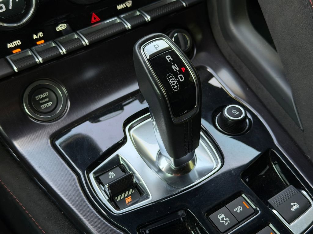 Used 2020 Jaguar F-TYPE SVR AWD/4WD image 30