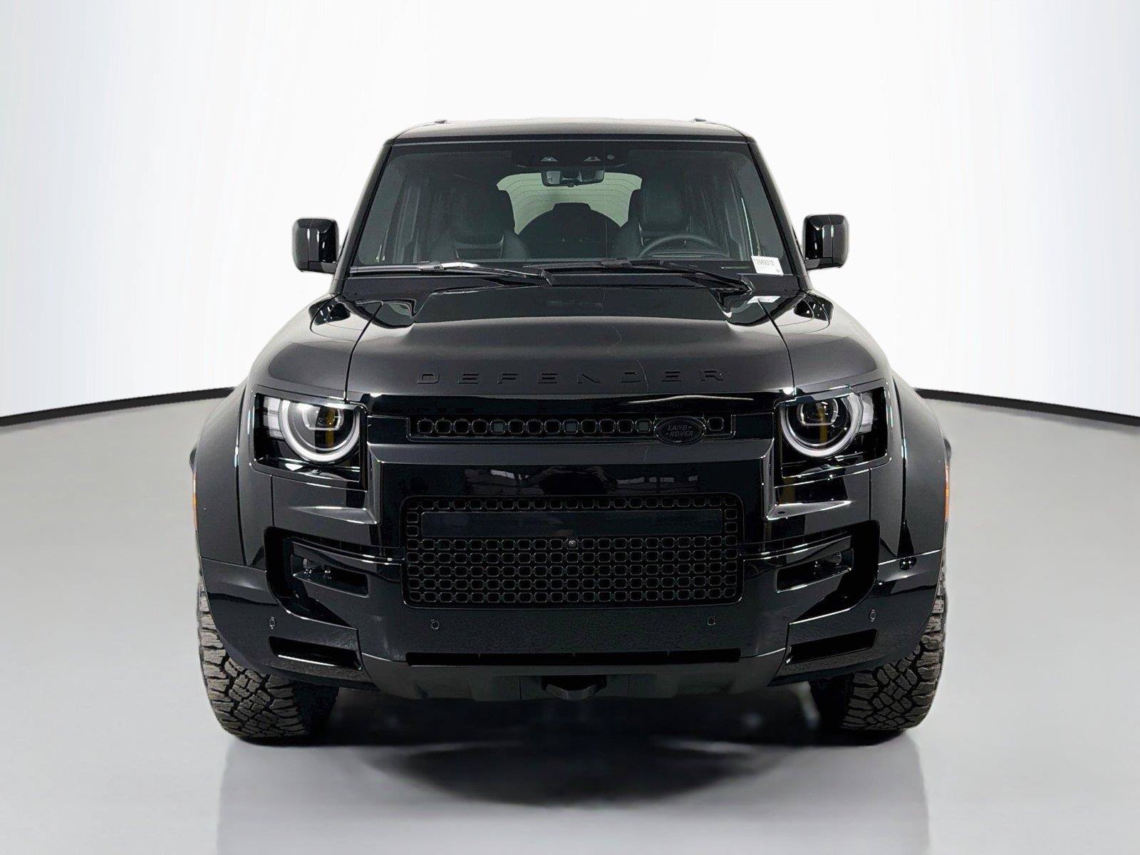 New 2026 Land Rover Defender 110 OCTA AWD/4WD image 2
