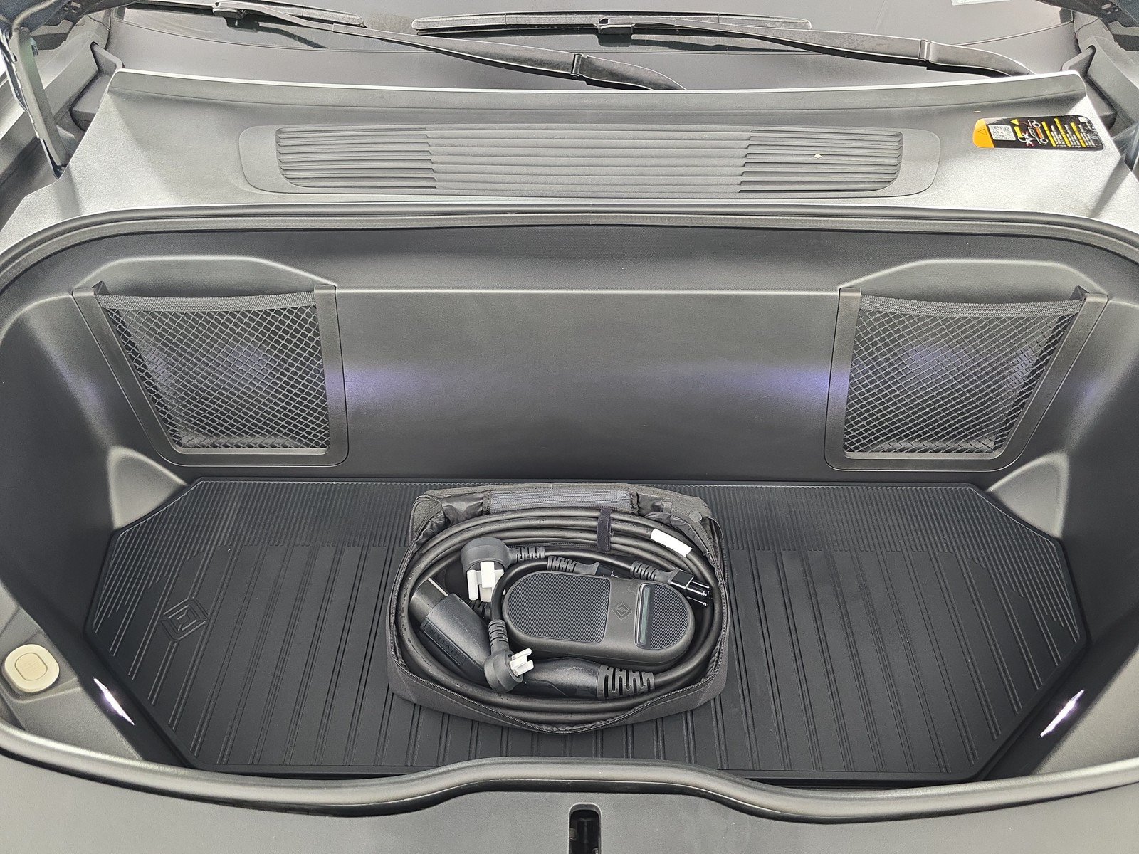 Used 2025 Rivian R1T Adventure AWD/4WD image 14