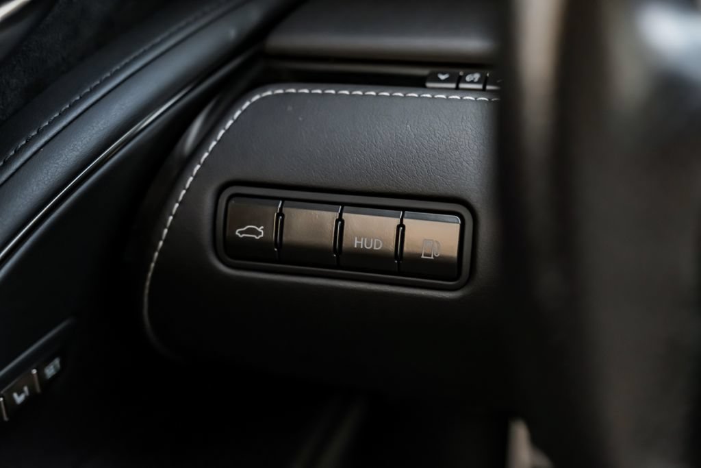 Used 2018 Lexus LC 500 Coupe w/ Touring Package RWD image 30