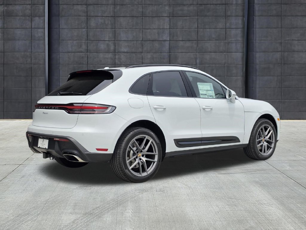 New 2026 Porsche Macan AWD/4WD image 8