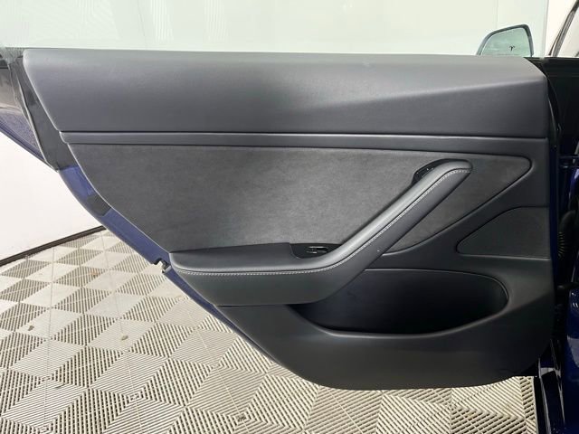 Used 2018 Tesla Model 3 Long Range image 18