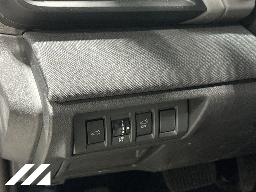 Certified 2024 Subaru Outback Premium image 10