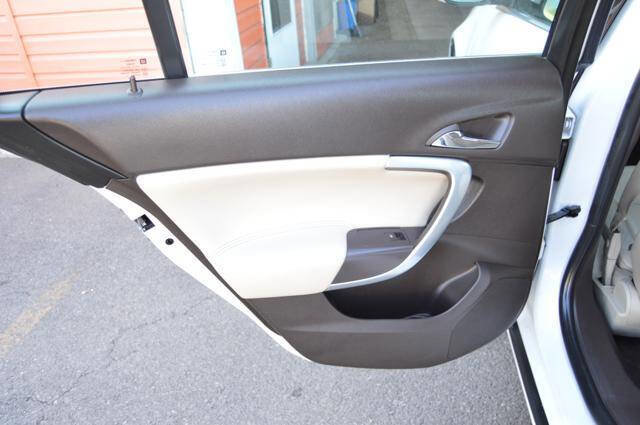 Used 2016 Buick Regal Premium w/ Driver Confidence Package #1 FWD image 48