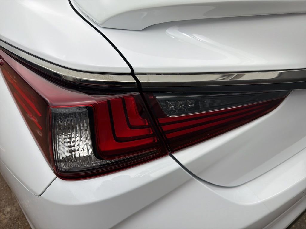 Used 2022 Lexus ES 350 F Sport image 24