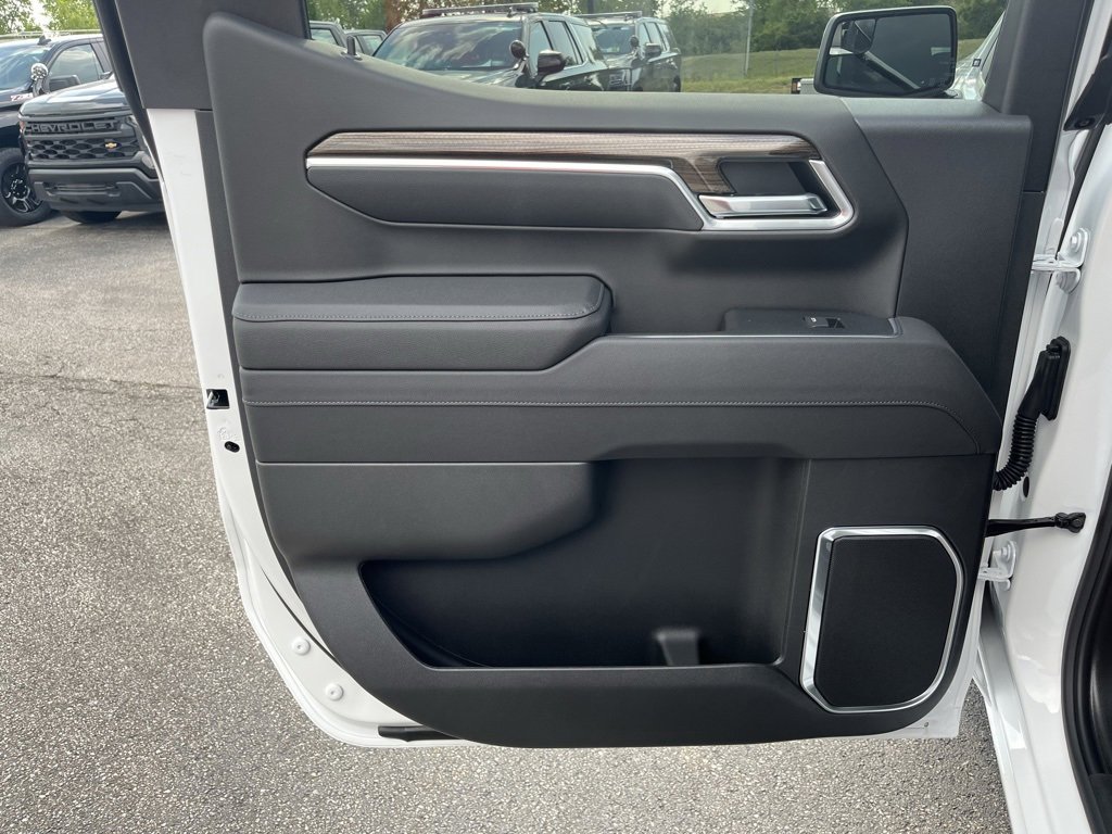 New 2026 Chevrolet Silverado 1500 LT image 22