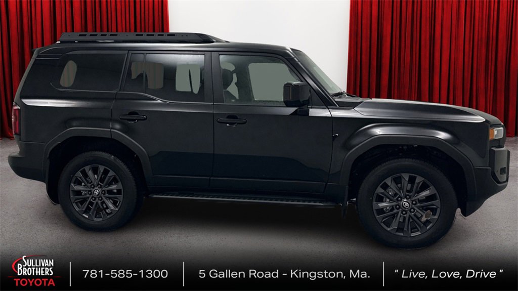 Used 2025 Toyota Land Cruiser image 4