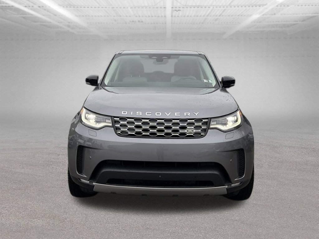 Used 2025 Land Rover Discovery S AWD/4WD image 8