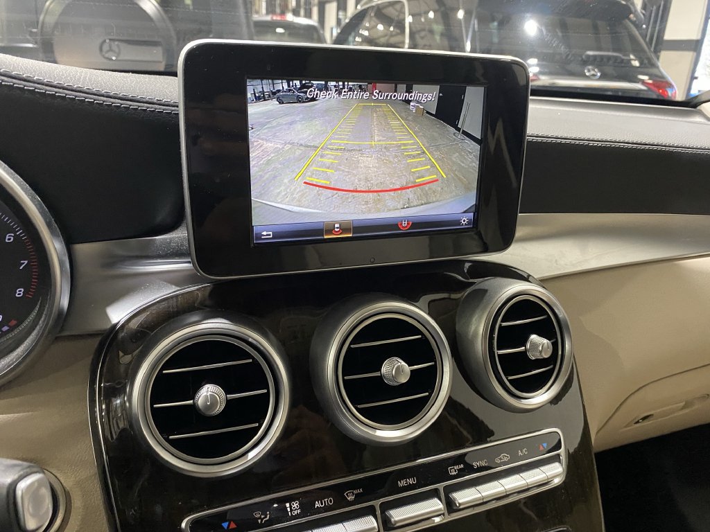 Used 2016 Mercedes-Benz GLC 300 image 6