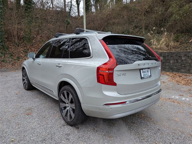 Certified 2022 Volvo XC90 T8 Inscription w/ Lounge Package image 5