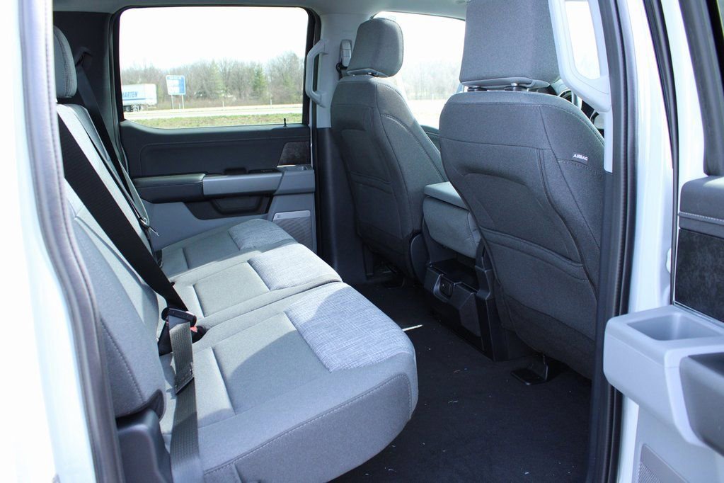 New 2026 Ford F350 XLT w/ XLT Premium Package image 18