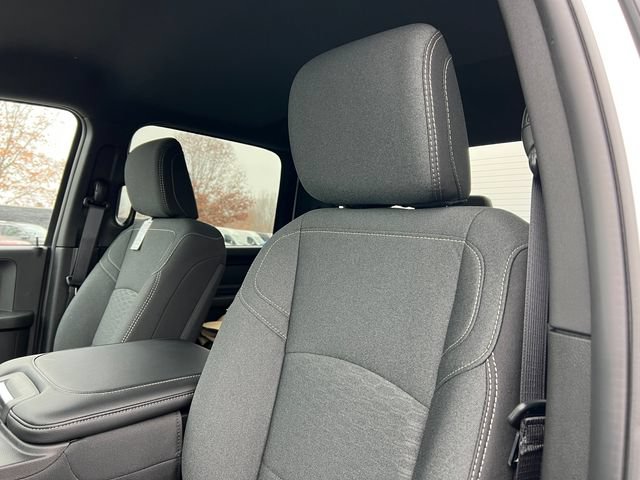 New 2026 RAM 5500 Tradesman AWD/4WD image 12
